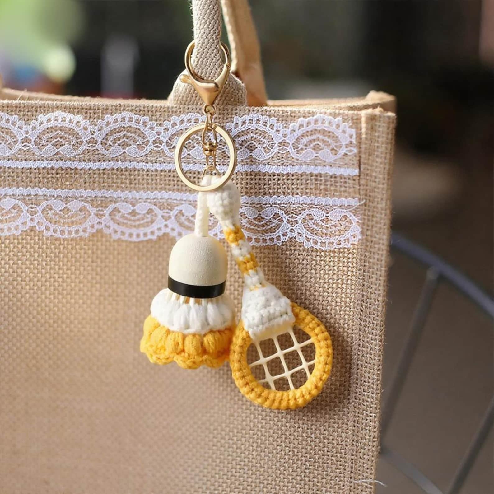 Handmade Crochet Badminton Keychain Set – 6 Colorful Racket Bag Charms, Sporty Gift for Friends, Car Hanger, Cute Handmade Accessory